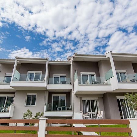 The Papoutsakis Apartments Nikiti  Extérieur photo